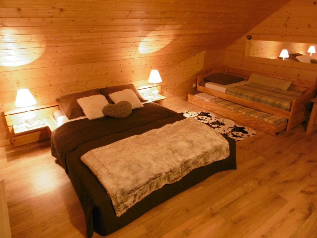 Gite Au Coeur Du Chalet En Belledonne Vers Prapoutel Les 7 Laux Sainte-Agnès Zimmer foto